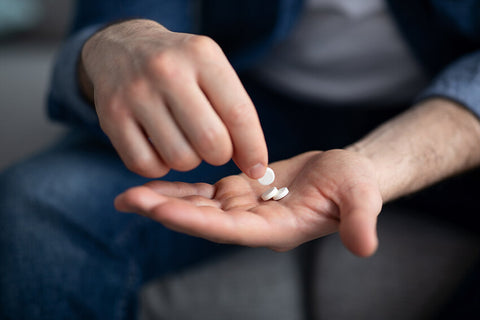 Vitamin B12 on an Empty Stomach? Here's What You Need to Know