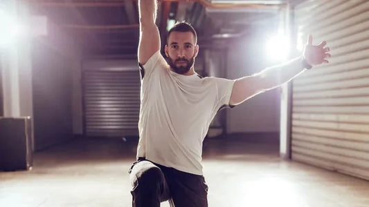 Dumbbell Overhead Lunge: The 6 Best Lunge Variations